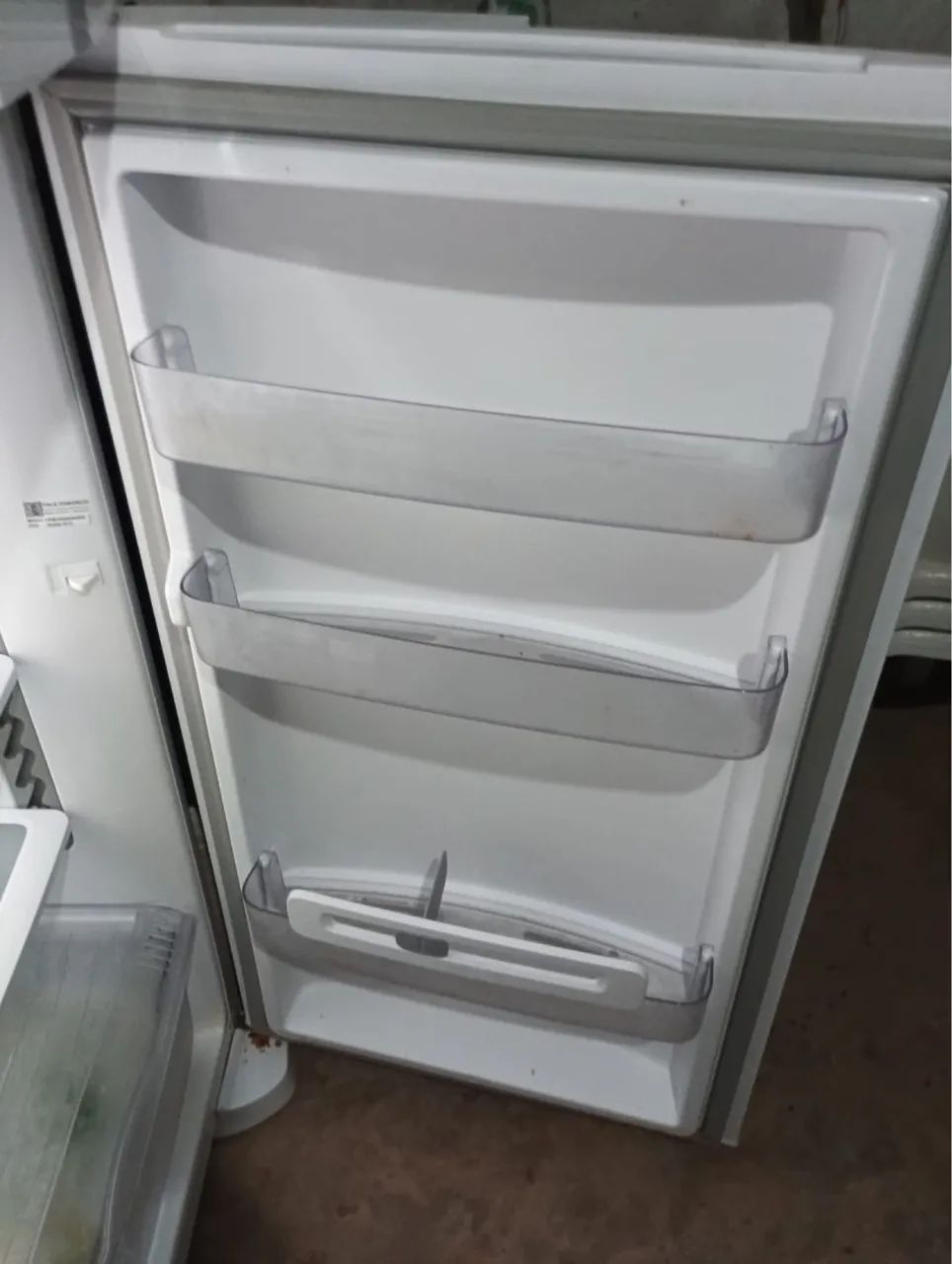 Vende se geladeira cônsul 