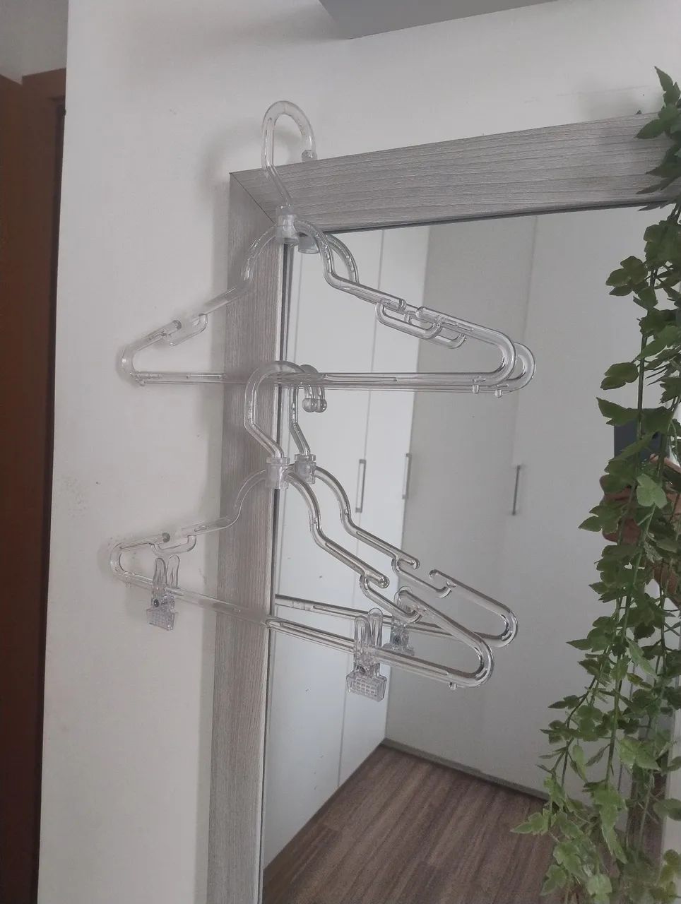 60 Cabides de acrílico resistentes