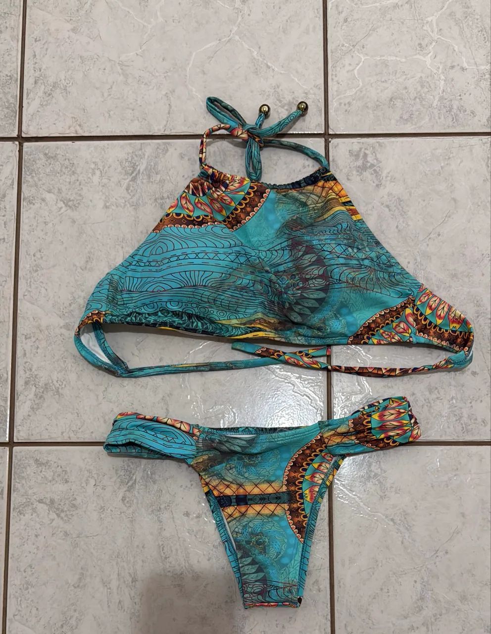 Vendo - Biquínis semi novos  - Foto 4
