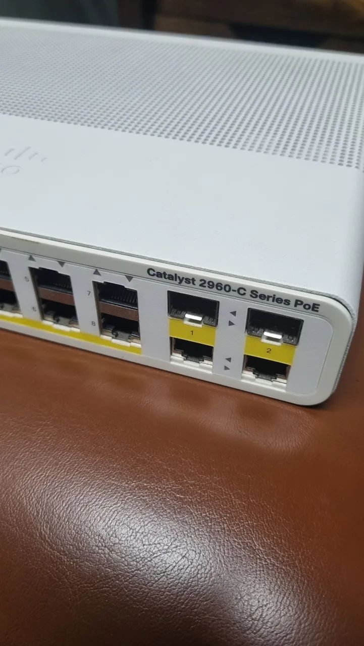 Switch Cisco Catalyst 2960-C (8 Portas Fast Ethernet + Upinks) - Seminovo / Testado - Foto 2