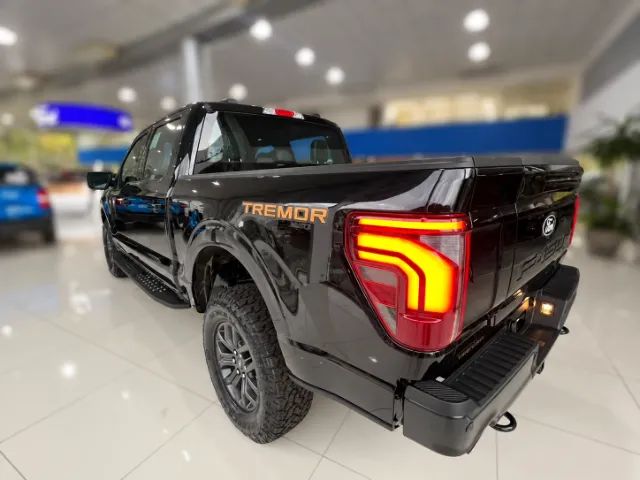 Ford F-150 F-150 Tremor 4x4 5.0 V8 2025