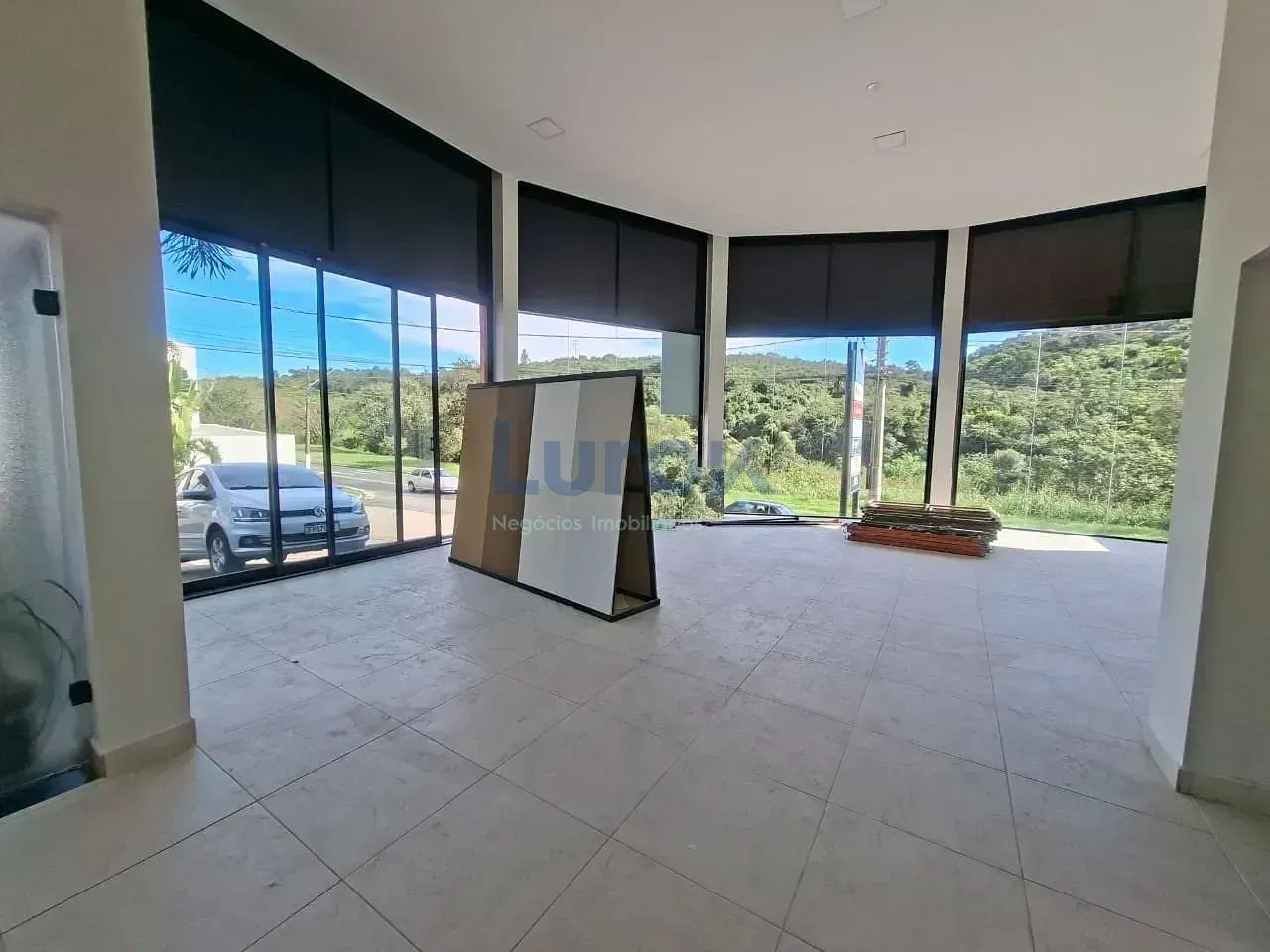 Sala para locação, Parque Nova Suíça, Valinhos, SP