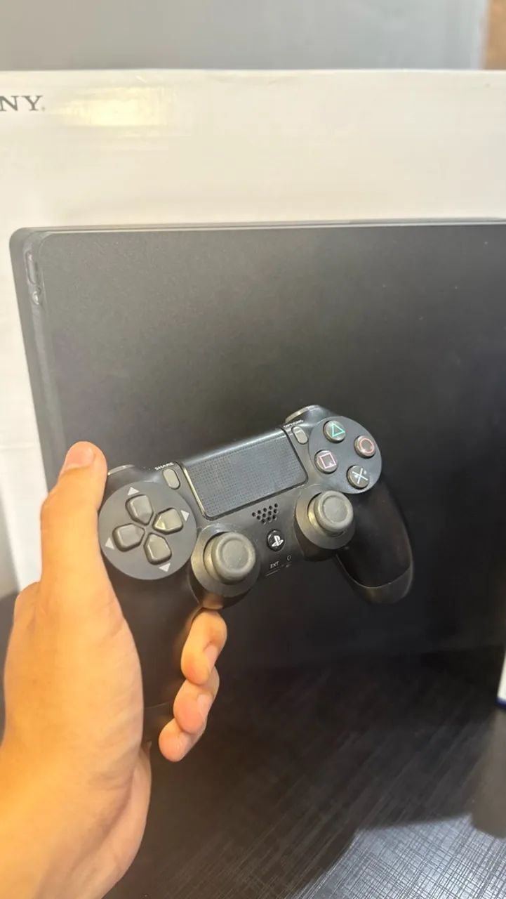 PS4 Slim - 1TB | Caixa + 2 Jogos - Foto 2