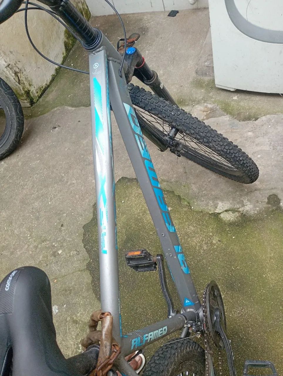 Bicicleta semi nova aro29 - Foto 3
