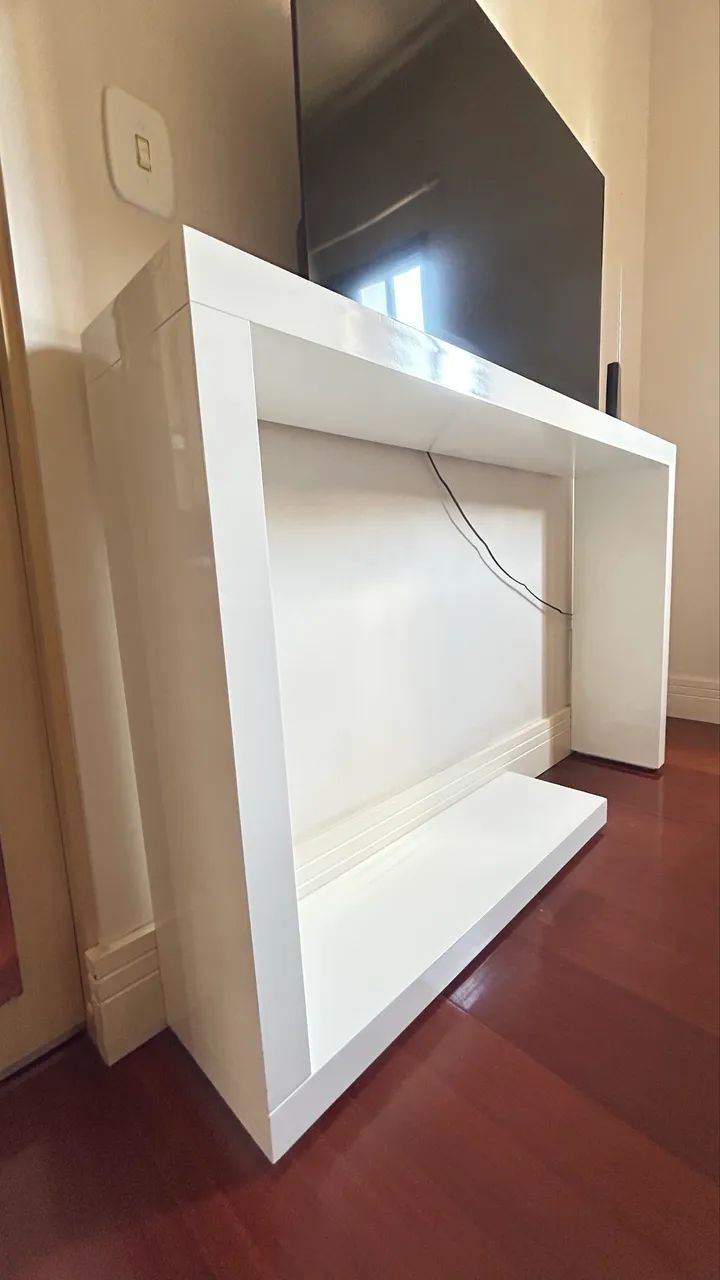 Aparador/Rack para TV - Marca Artzzi (1,40m).  - Foto 3