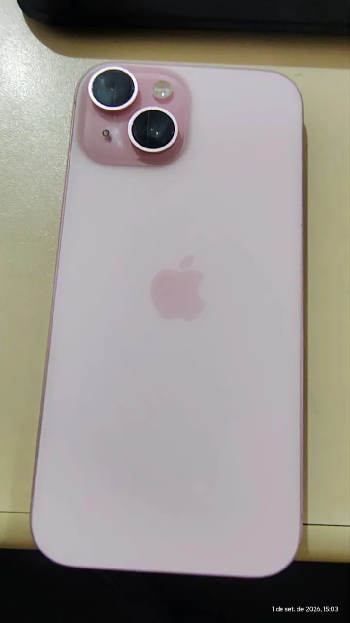 Vende-se um IPhone 15 - Foto 2
