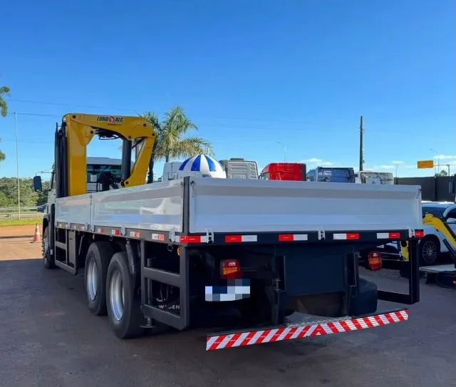 Vw 23-230 Worker 2014 6x2 Munck  - Foto 6