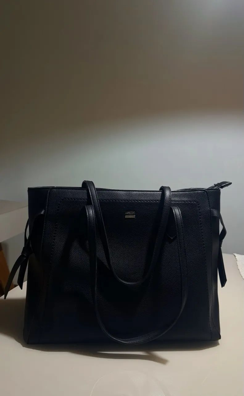 Bolsa Arezzo preta