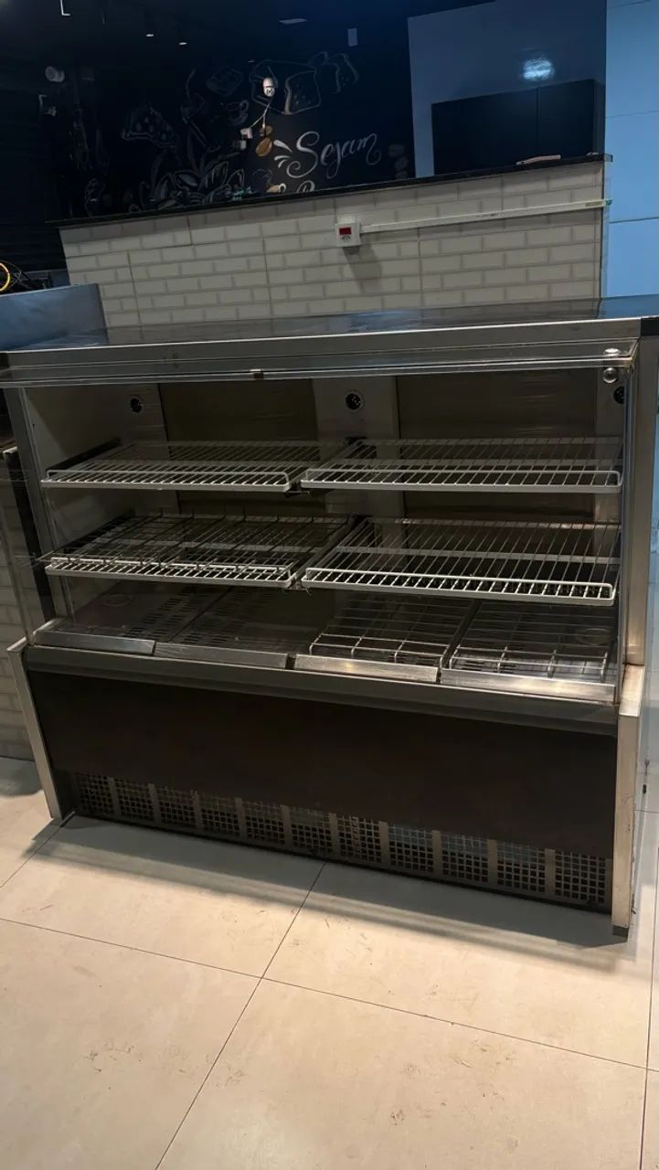 Estufa Expositora Comercial em Aço Inox com Vidro e Prateleiras - Foto 4