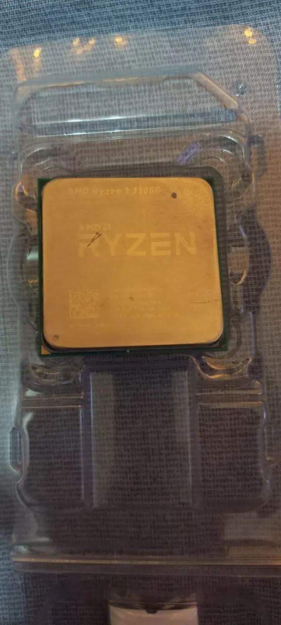 Processador AMD Ryzen 3 3200G + Cooler Box Original AMD - Foto 2
