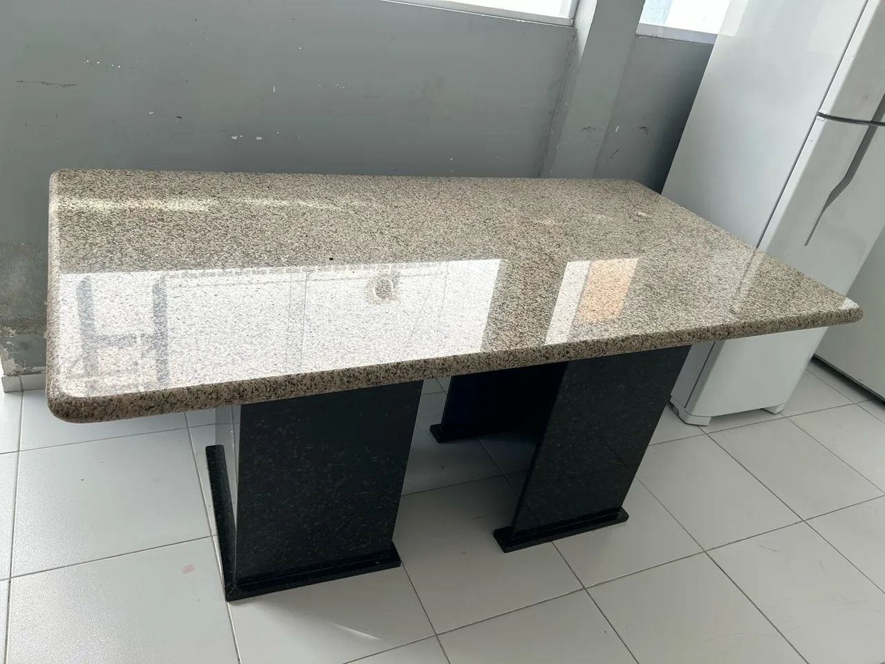 Desapegando dessa mesa de granito 