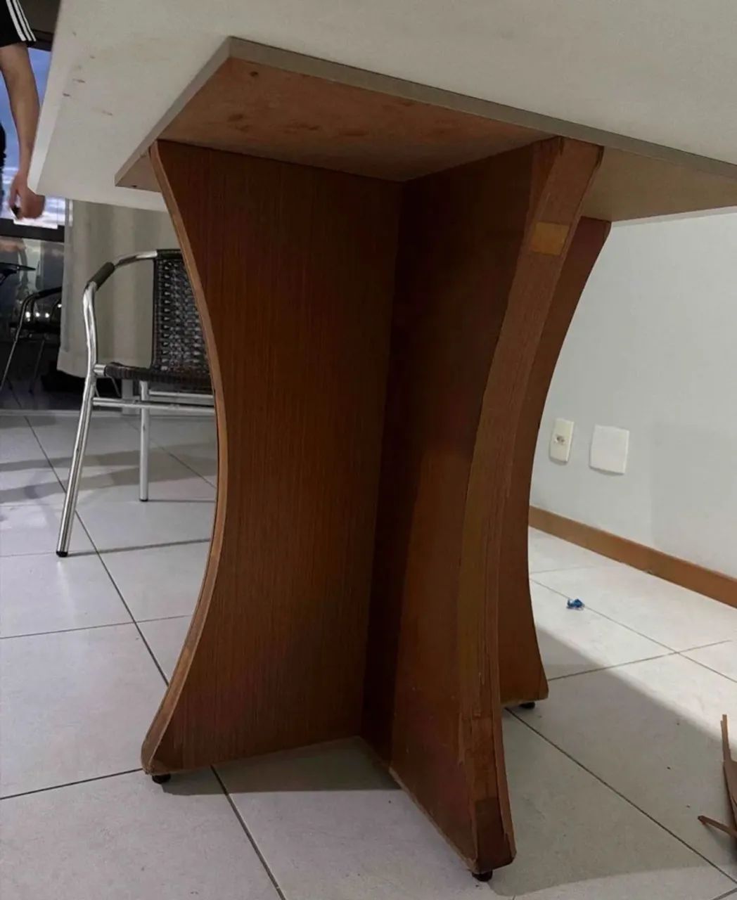 Mesa para 4 cadeiras (somente a mesa) - Foto 5