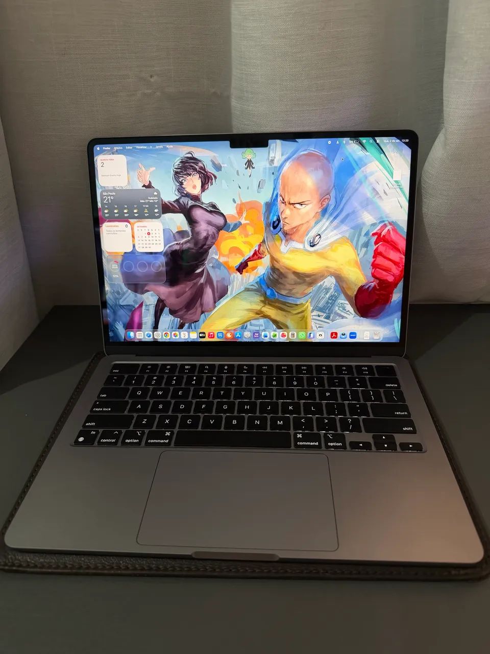 MacBook M2 - Cinza Espacial com Magic Mouse Preto - Foto 5