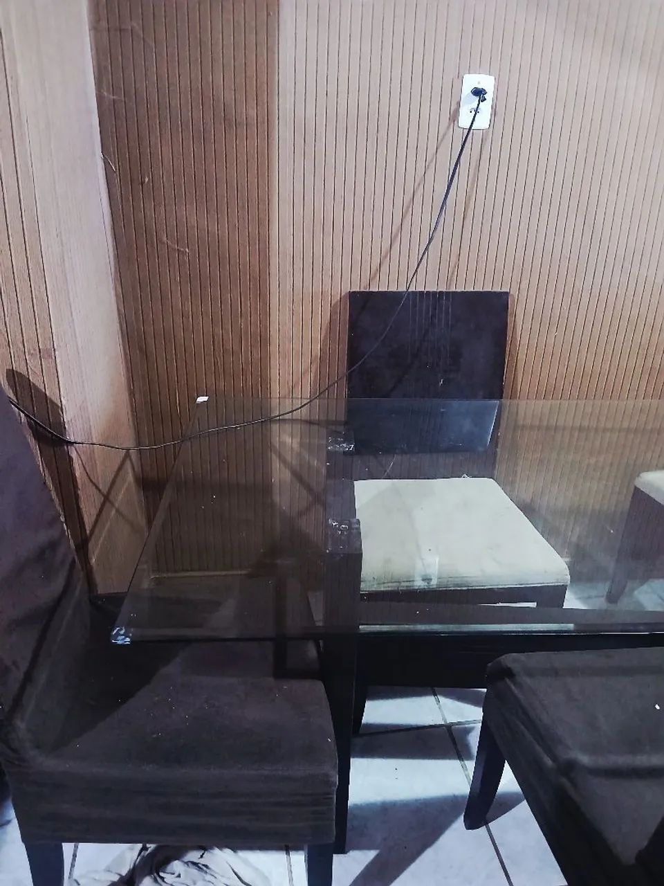 Mesa com 4 cadeira  - Foto 2