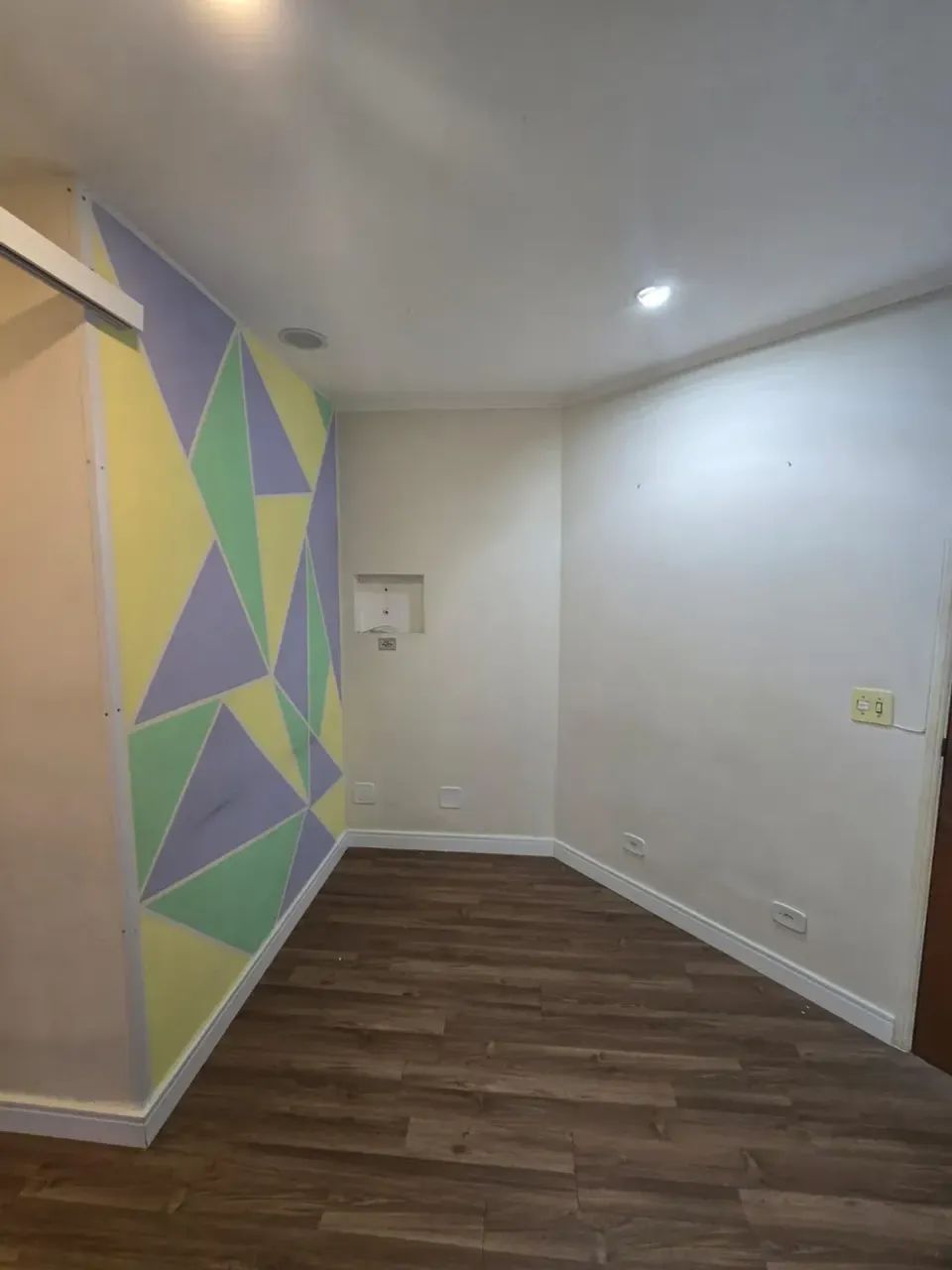 CONJUNTO COMERCIAL DE 44,5 M² NO GONZAGA, EM SANTOS/SP - Foto 2