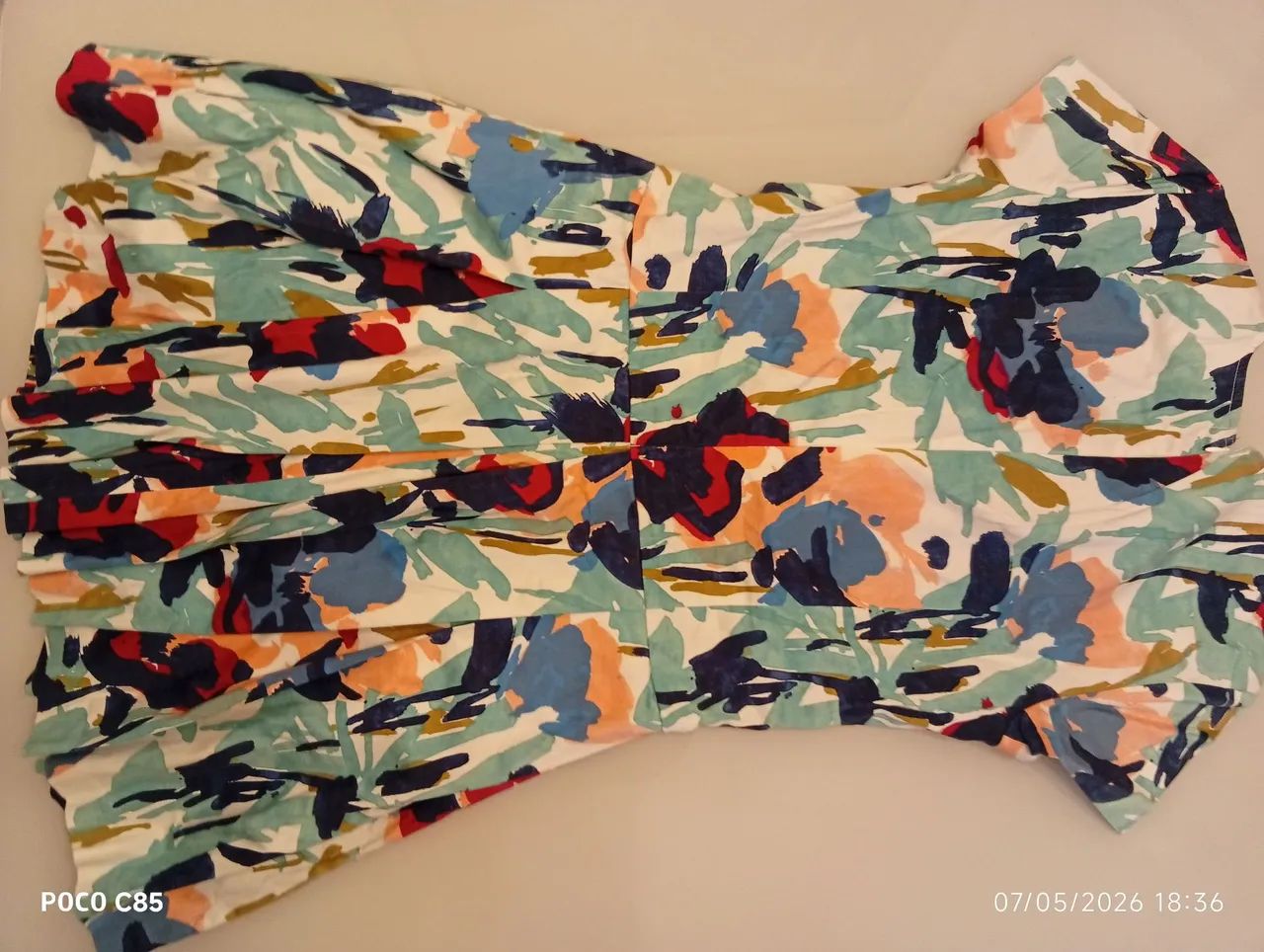 Vestido DKNY em perfeito estado  - Foto 4