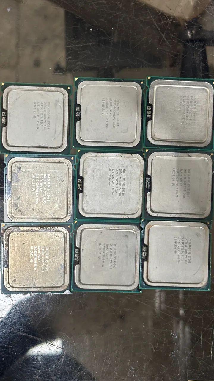 Lote com 21 Processadores Intel LGA775 (Core 2 Quad, Core 2 Duo e Pentium)