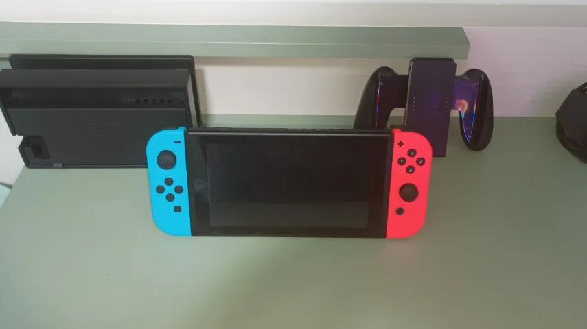 Nintendo Switch V2 32GB
