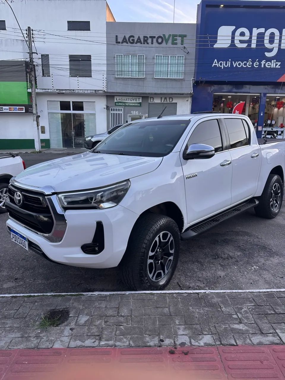Toyota Hilux CD 4X4 2.8 DIESEL AUT. 2016