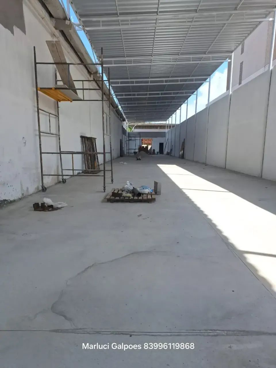 Alugo Galpão Renascer.