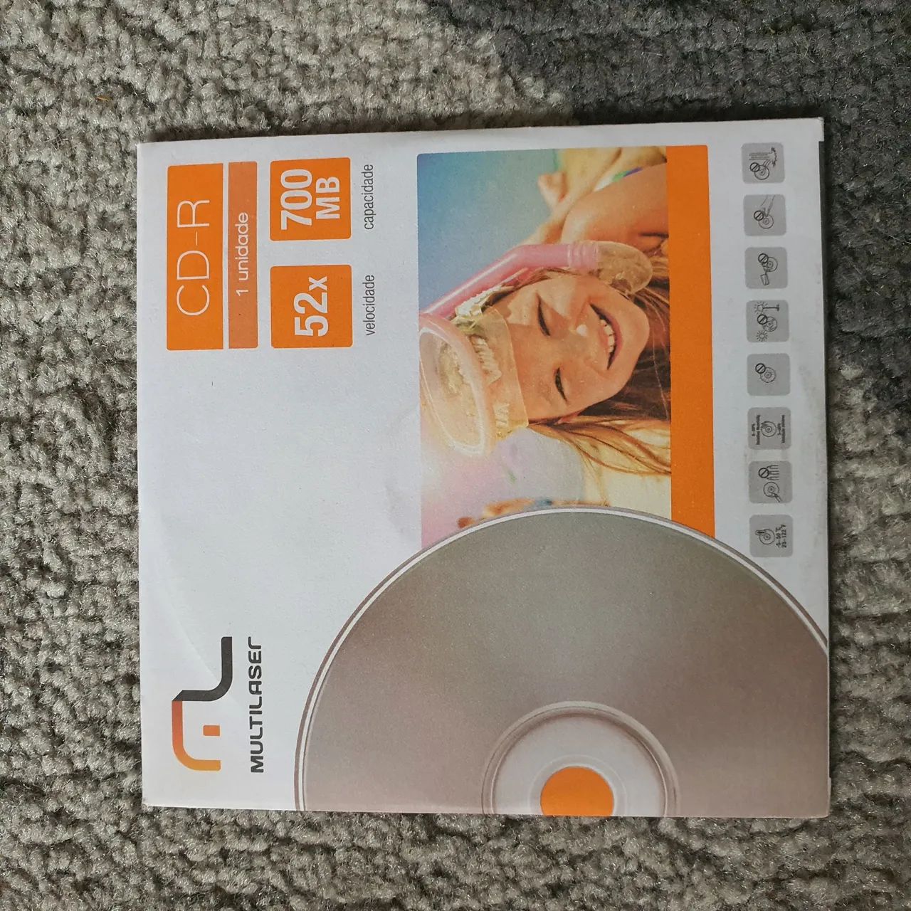 24 unidades CD-R 700Mb 52X Multilaser - CDs, DVDs etc - Santa