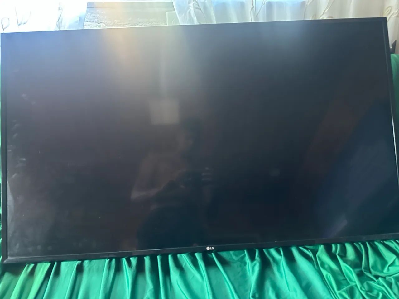 Smart Tv LG 50 polegadas , só a tela que está queimada  - Foto 3