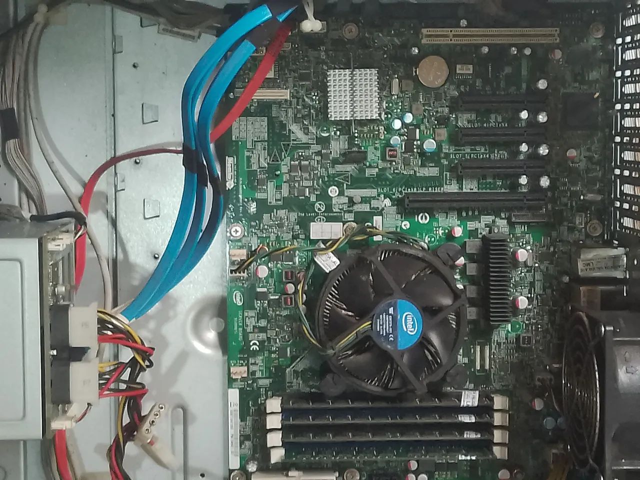 Vendo servidor e da Intel e acessórios,tela e impressora. - Foto 2