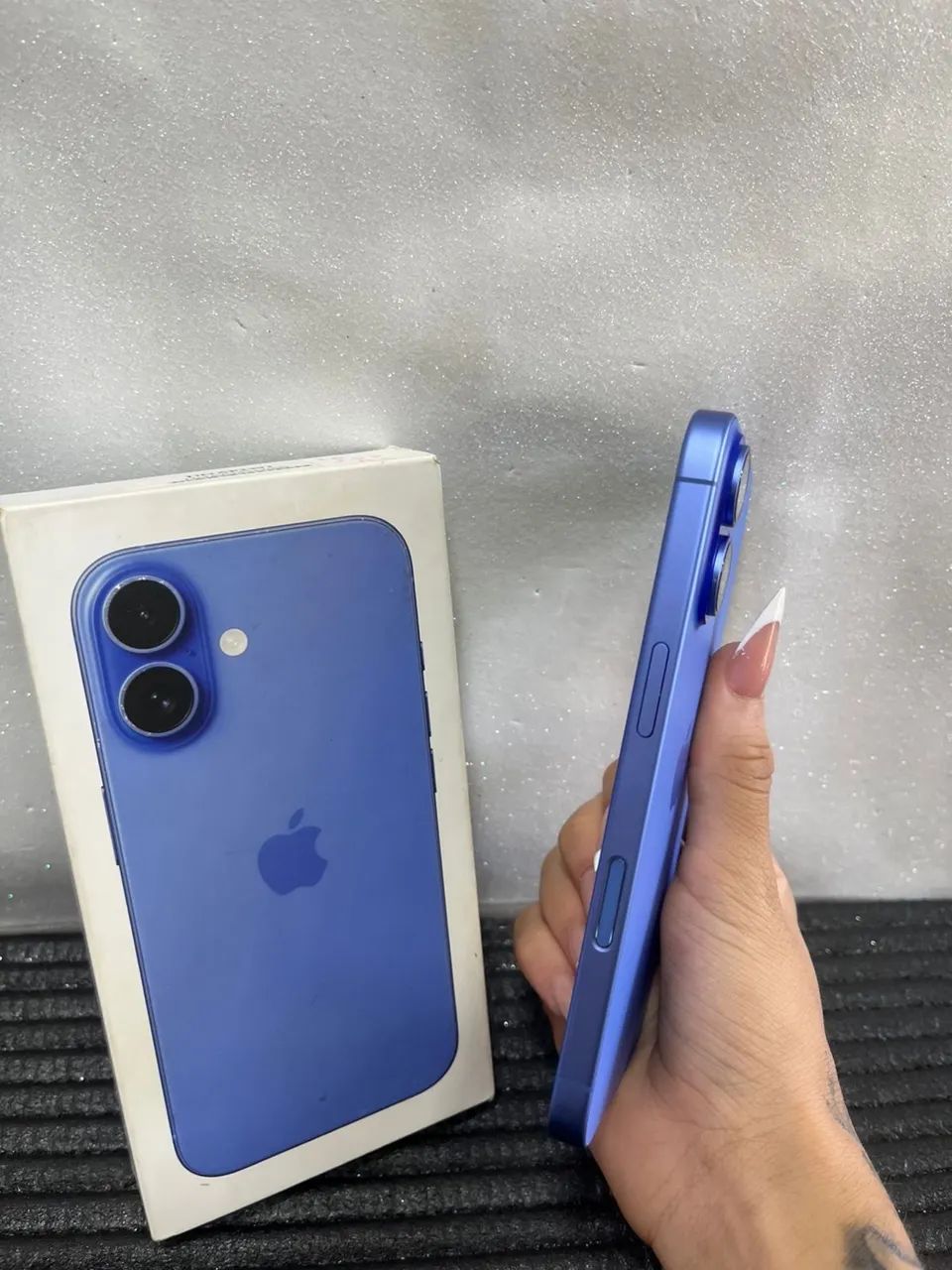 IPHONE 16 128GB AZUL BATERIA 87% COM CAIXAR$3799,00 - Foto 3