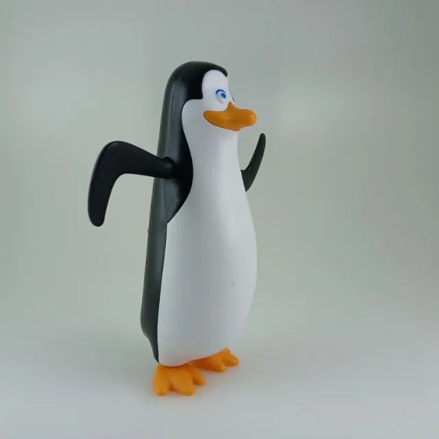 Boneco Pinguim Madagascar (cód 790) - Foto 4