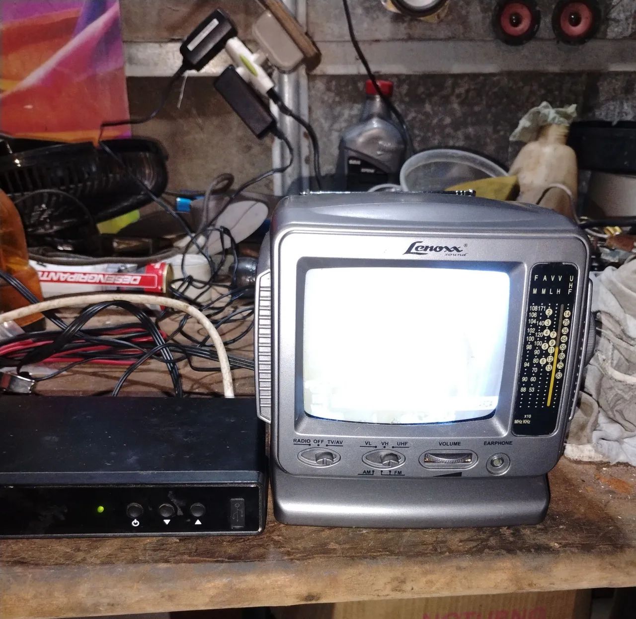 Mini Tv antiga 5 polegadas  - Foto 3