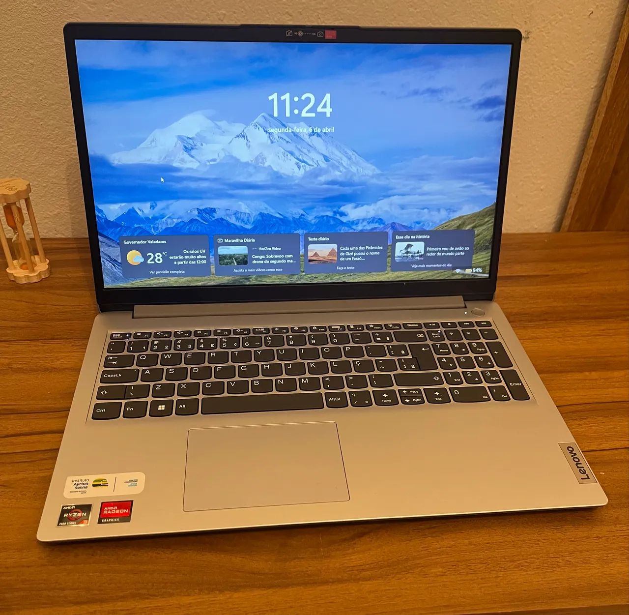 Lenovo Ideapad 15.6インチ Windows11 ノートPC Notebook Lenovo Ideapad 1I 15.6 HD I3-1215U 256GB SSD 4GB Cinza