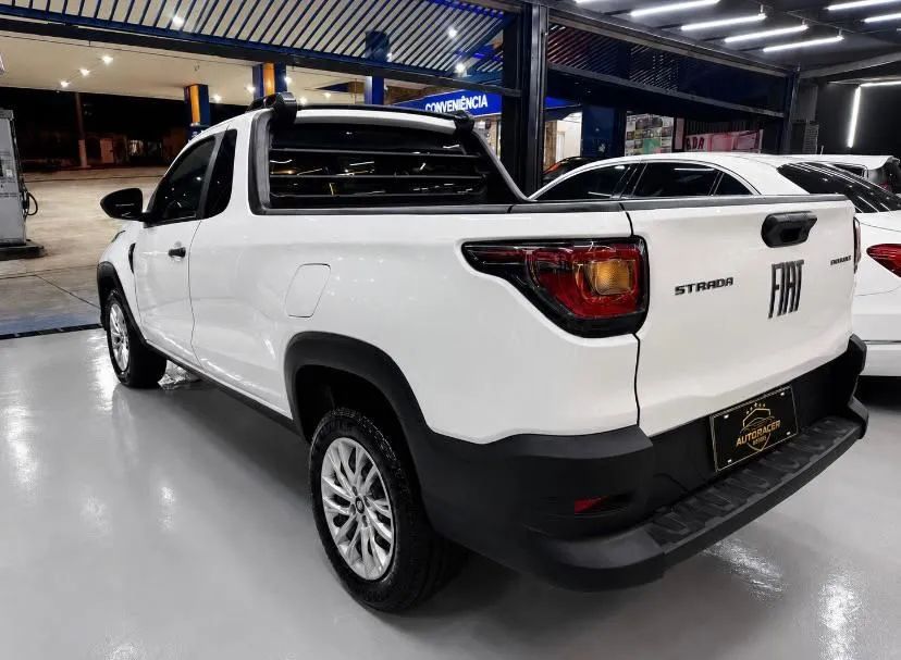 Fiat Strada Endurance 1.4 Flex 8V CS Plus 2023 - Foto 5