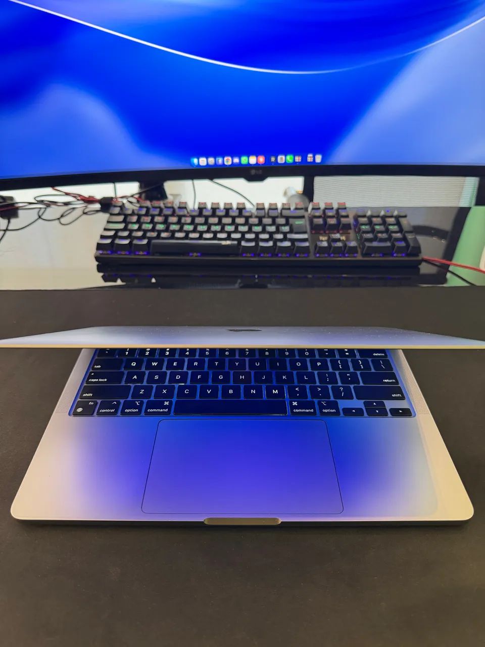 Macbook Pro 13' | 512GB | 8GB RAM | Touchbar | ÚNICO DONO | C/ Caixa - Foto 3