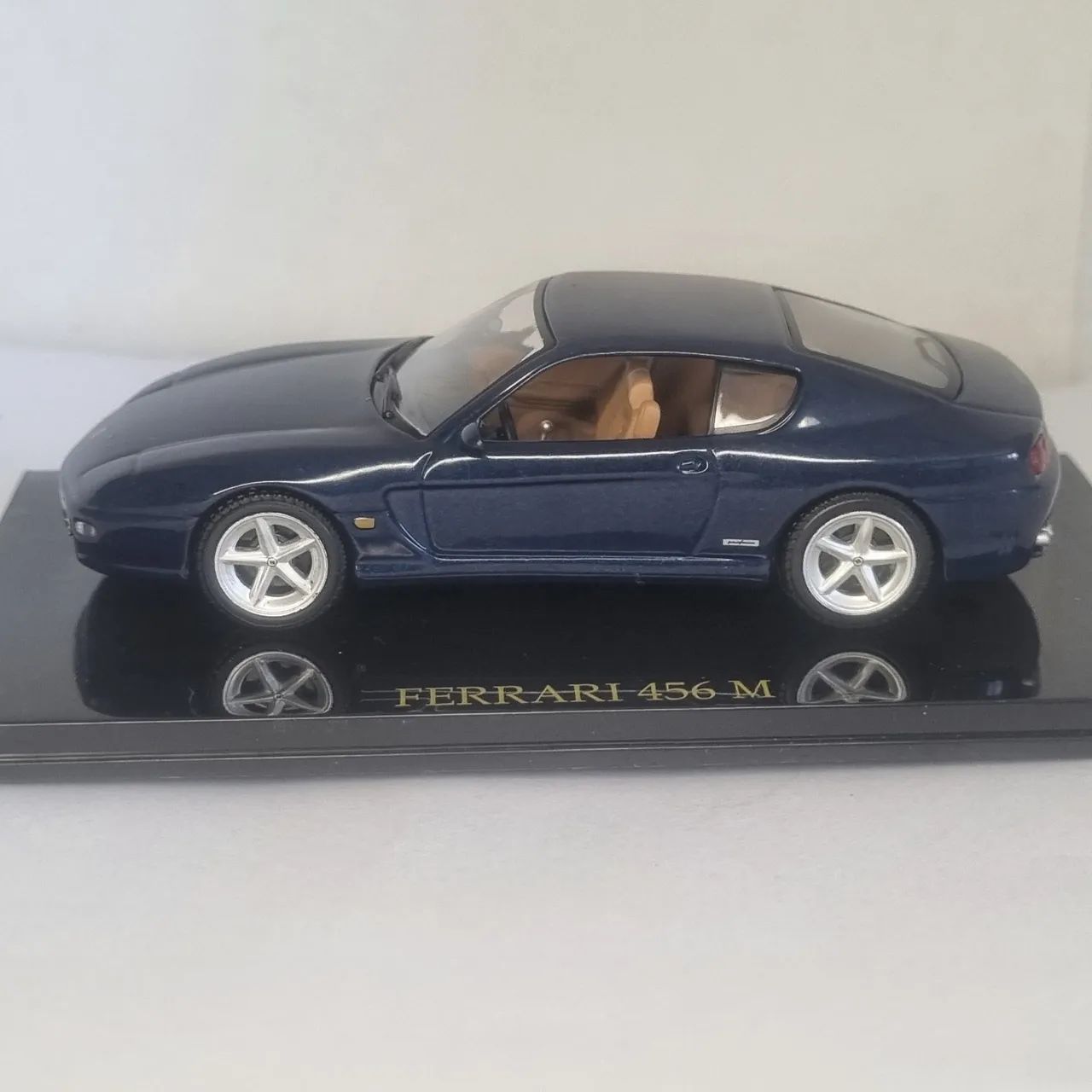 Ferrari 456 mini escala 1:43 - Foto 5