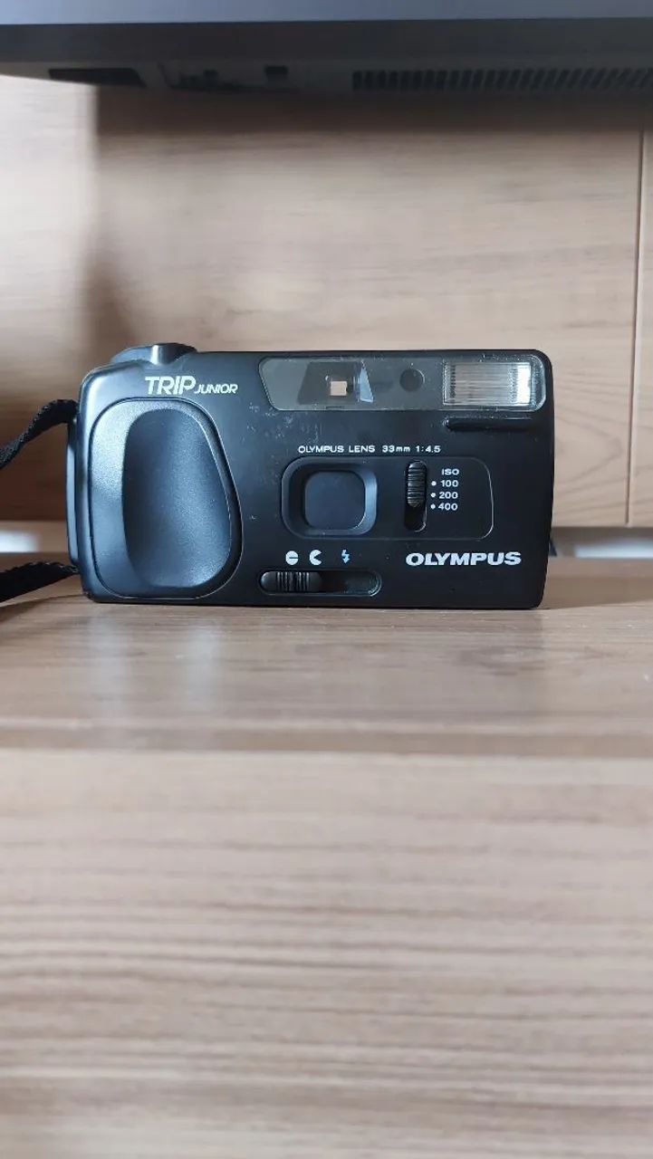Câmera Olympus Trip Junior