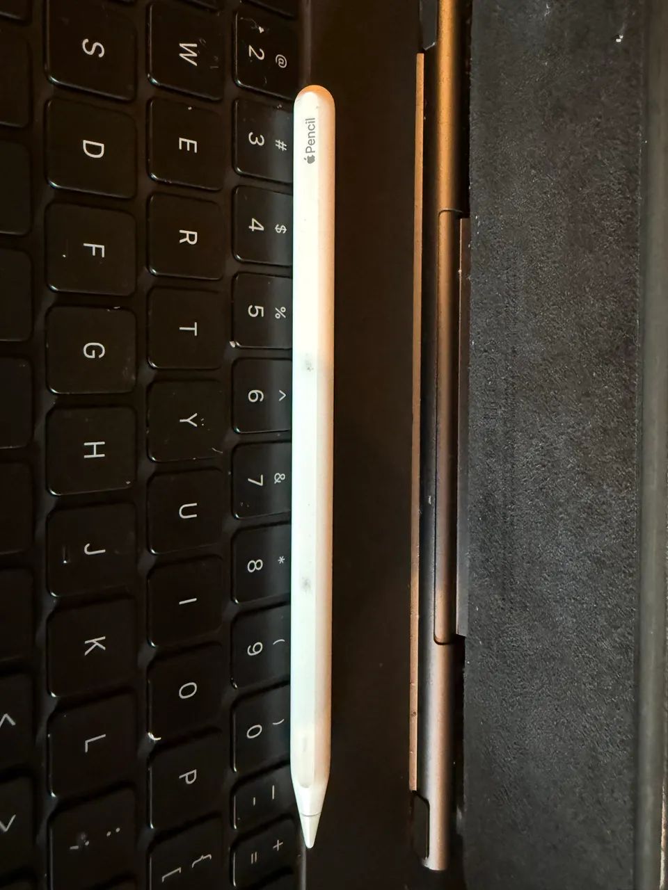 iPad Pro 11 M2 4th Generation com Capa Teclado e caneta Apple originais - Foto 2