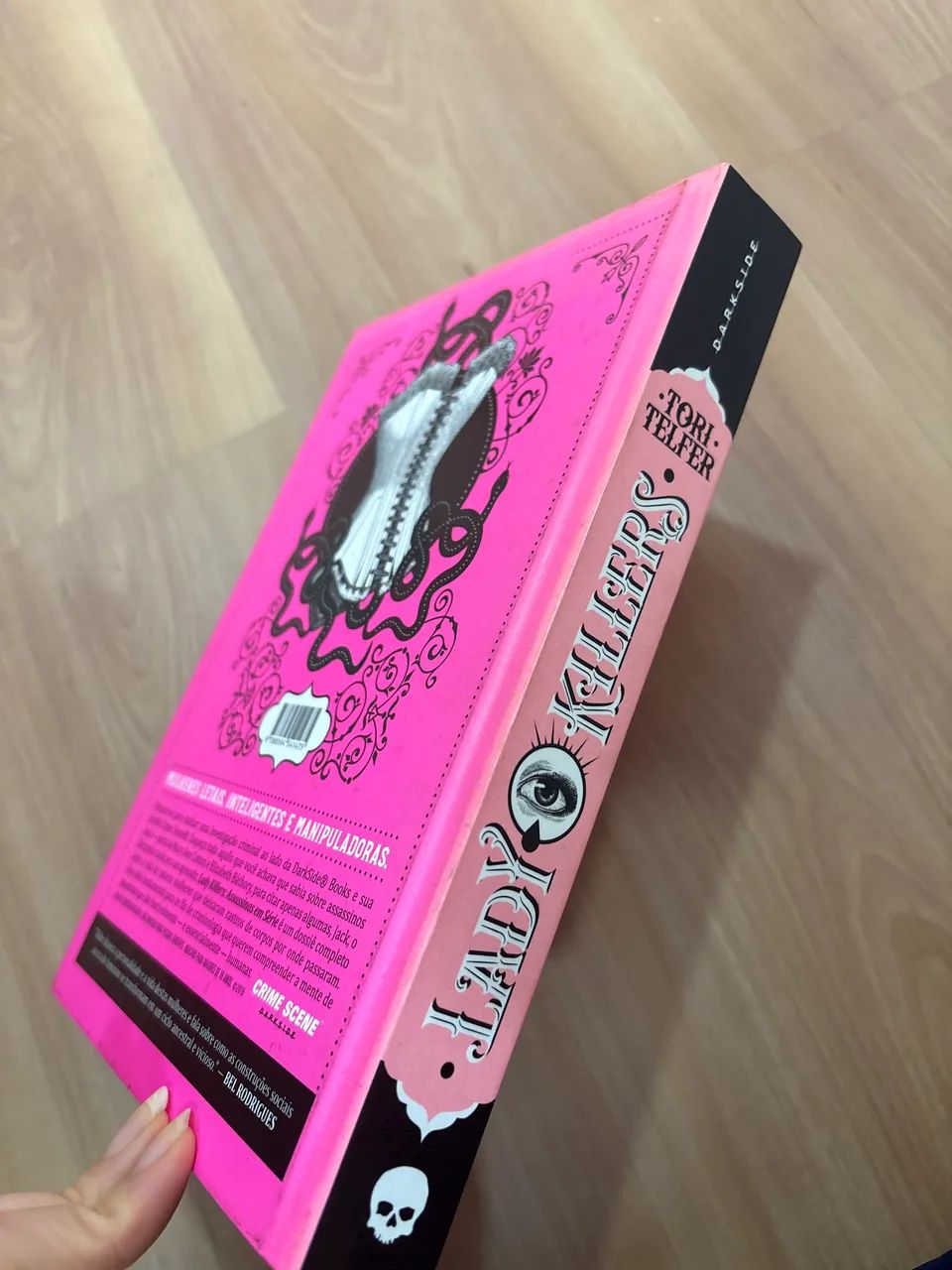 Livro Lady Killers - Foto 2