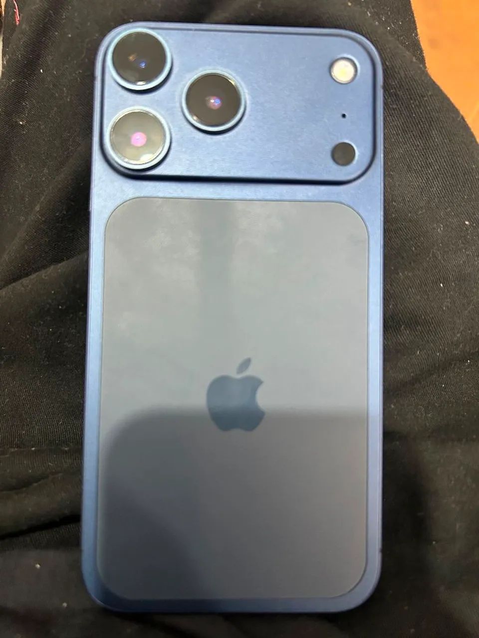 iPhone 11/ Carcaça 17 PRO 