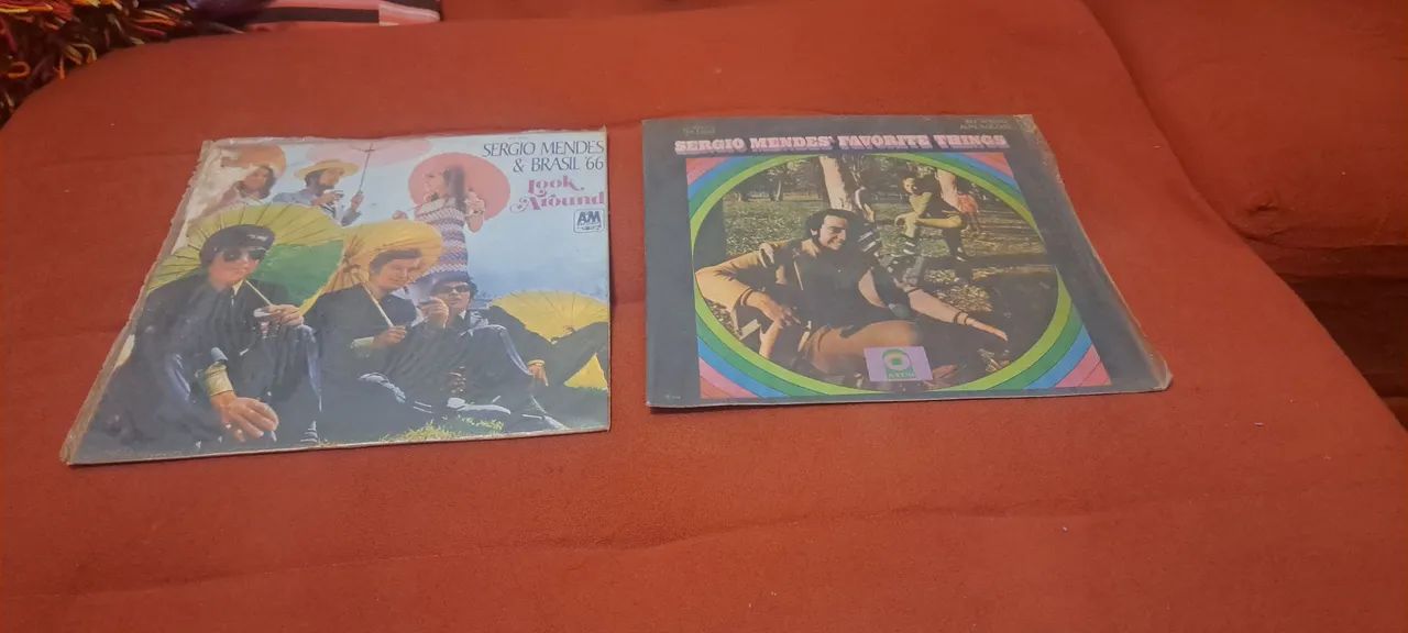 2 lps perfeitos Sérgio Mendes & Brasil '66 70,00 cada.
