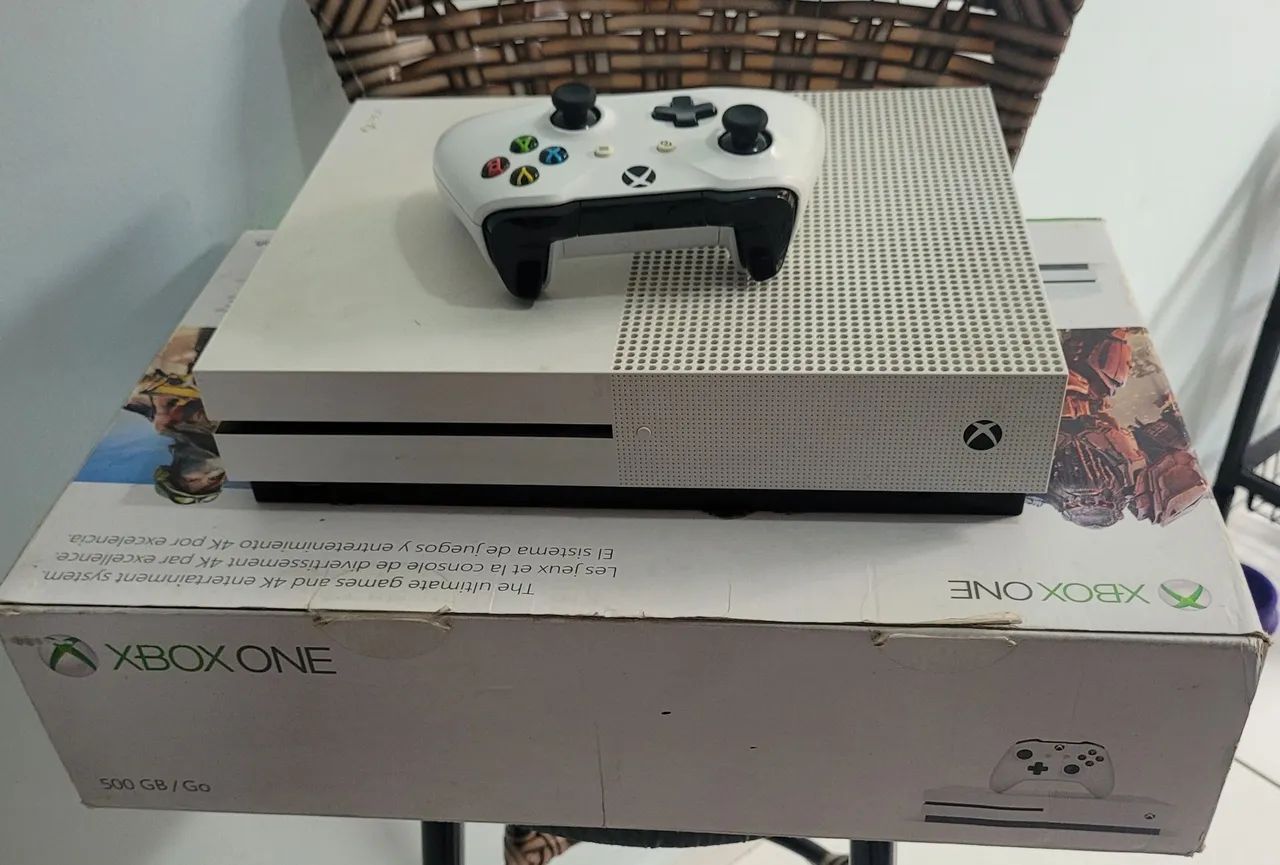 Vende se Xbox one S 500 gb impecável  - Foto 2