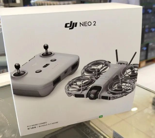 Drone Dji Neo 2 Fly More Combo Controle S/ Tela Cinza