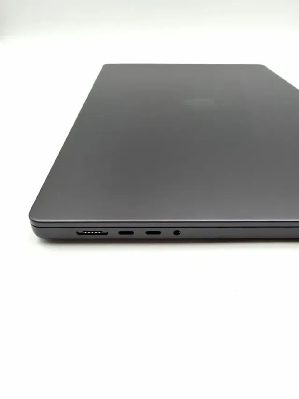 Apple MacBook Pro 16" Space Black M5 Pro 24GB RAM 1TB SSD - Foto 3