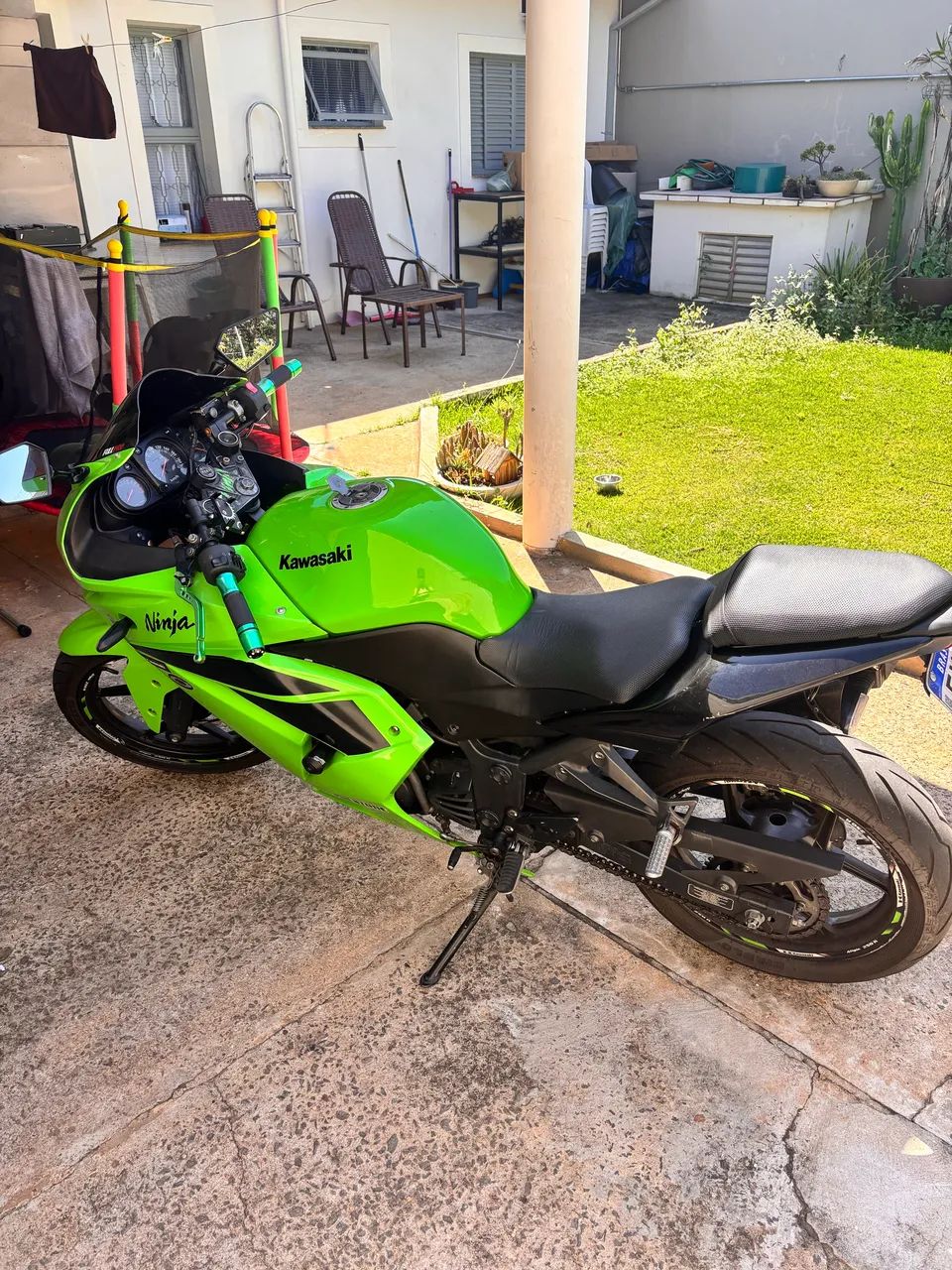 Kawazaki ninja 250r  - Foto 4