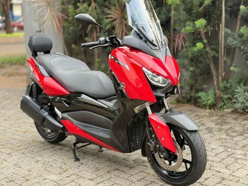 YAMAHA XMAX 2023 - Foto 4