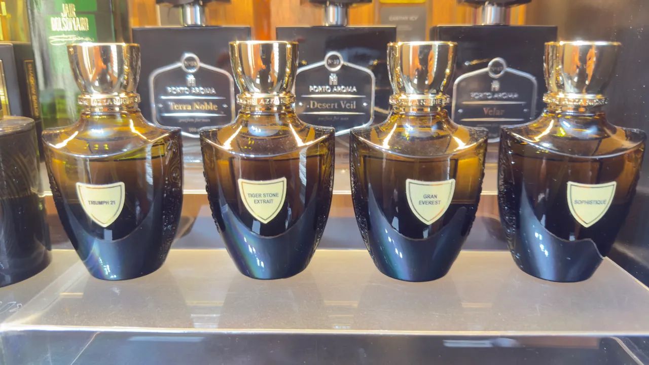 Linha de nicho Azza Parfum 