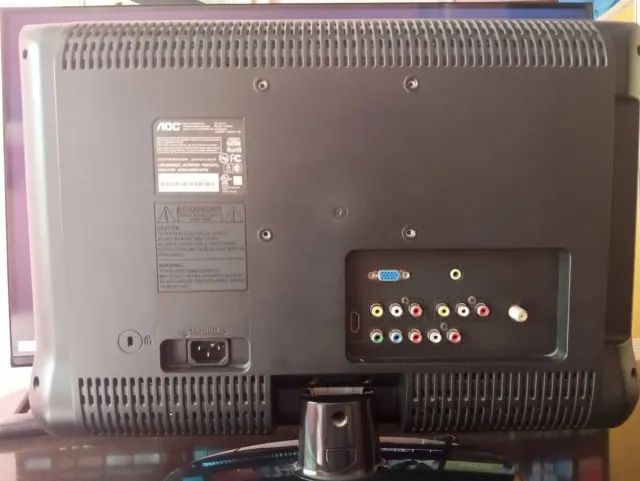Monitor TV AOC 19 polegadas LCD com Controle Remoto  - Foto 3