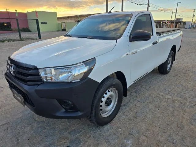 Toyota Hilux Hilux CS 4x4 2.8 TDI Diesel Mec. 2023