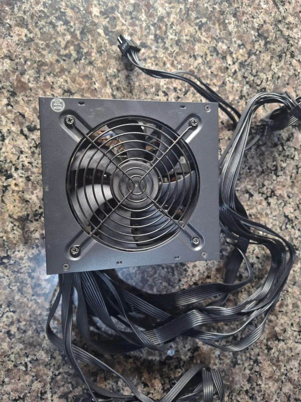 Fonte Cooler Master MWE 450W 80 Plus Bronze - Impecável - Foto 3