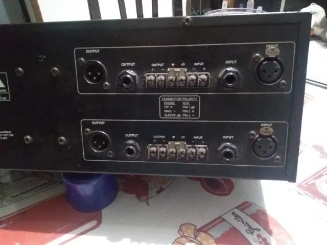 EQUALIZADOR E COMPRESSOR DBX 2231 - Foto 3