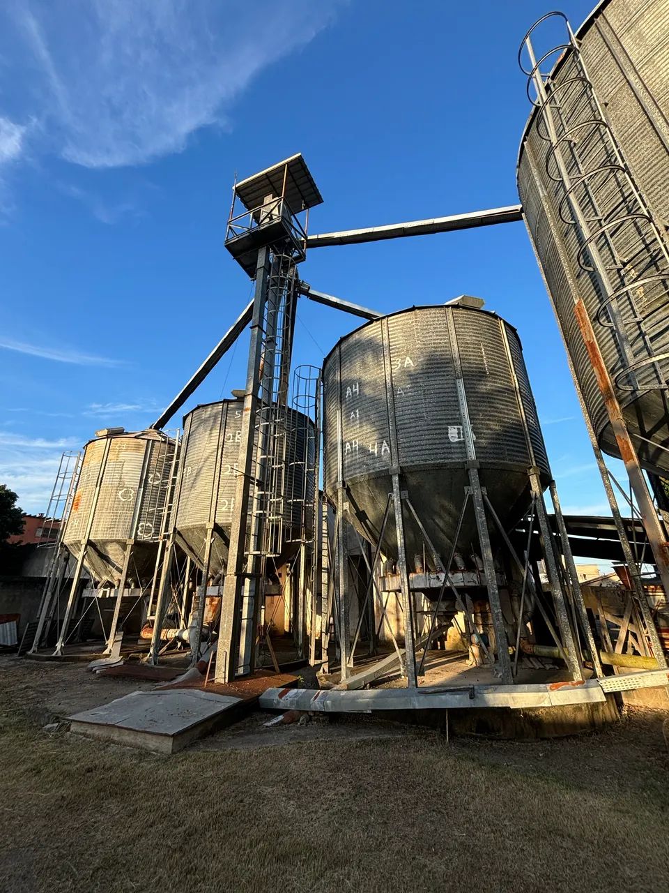 Silo de Armazenagem  Ideal para grãos e sementes   - Foto 3